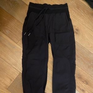 Lululemon Dance Studio Pant Crop 25"